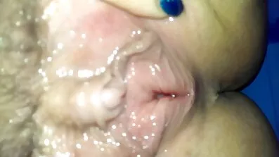Prekrasna je sranje i masturbira Veliki kurac besplatni sexi filmovi u hentai porno crtani film