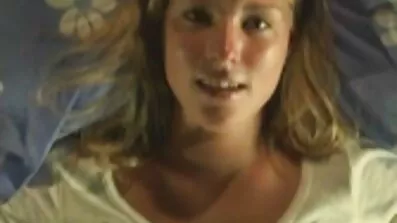 Dude plops besplatno gledanje porno filma maca prijatelja s hard penis
