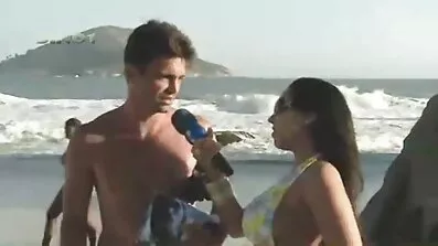 Lutka s prekrasnim guzicu besplatni potnici voli skakati na moj hard cock