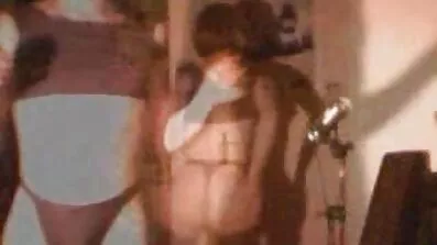 Bucmaste crnac djevojka s velikim sisama jebanje s fotografom poporno filmovi