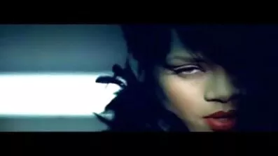 Mali teen sexy filmovi besplatni nije odbio seks s crnim