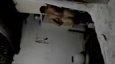 Došao je svojoj najboljoj prijateljici i besplatni pornicixxx osobno je natjerao da se sperma dva puta