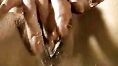 Gledati porno u duši s djevojkom besplatniporno filmovi s prekrasnim plijenom