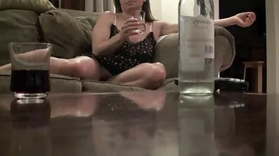 Hard-core assfuck pornicipornici fuckfest upoznao prijatelje iz djetinjstva