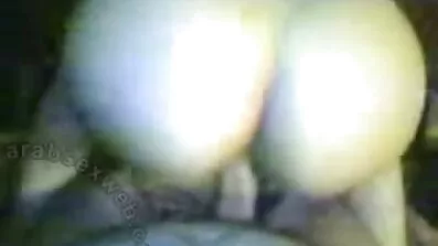 Kuja u božićnom odijelu najbolji besplatni porno filmovi masturbira ispred kamina