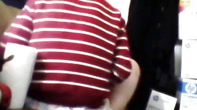 Gurali analni čep u najbolji besplatni porno dupe, da se zagrije za dolazak čovjeka
