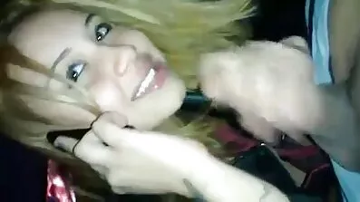 Porno pokvarenjak fucks vezan crvenu djevojku besplatni gej film u podrumu