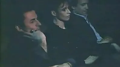 Volim svoju domaći amaterski porno filmovi djevojku jer voli širiti noge ispred mene